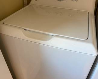 GE 4.2 CU FT TOP LOAD WASHING MACHINE