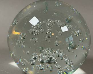 2 1/2 LB BUBBLE GLASS PAPERWEIGHT