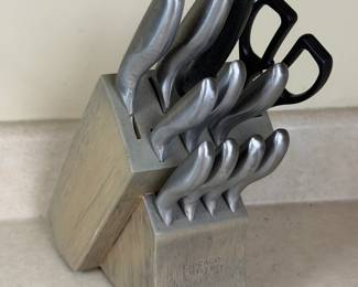 CHICAGO CUTLERY CLYBOURN 12 PC KNIFE SET