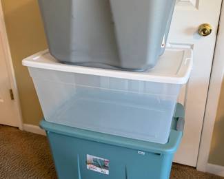 PLASTIC STORAGE TOTES