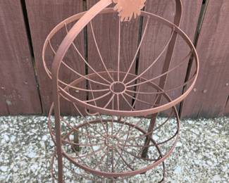 RUSTIC 3 TIER METAL BASKET STAND