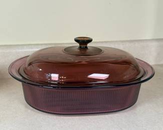 VISIONS CRANBERRY 4 QT OVAL ROASTER W LID
