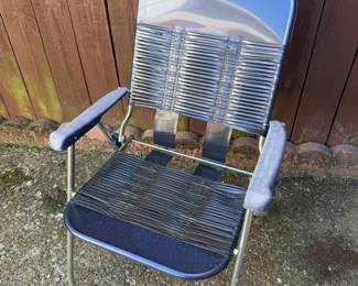 FOLDING LAWN CHAIR W JELLY TUBE & ALUMINUM FRAME