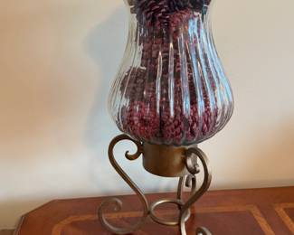 DECORATIVE HURRICANE VASE W METAL STAND & PINECONES