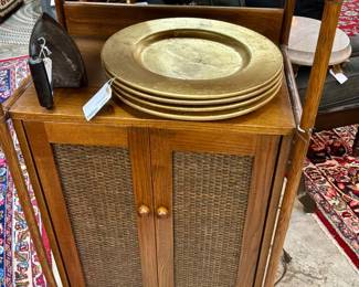 Vintage bamboo cabinet/shelf/bar cabinet