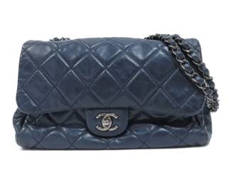 023 Chanel Blue Cowhide Leather Chain Shoulder Bag