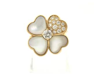 042 Van Cleef Arpels Cosmos Flower White Mother of Pearl Diamond 18K Gold Ring Size 53 EU