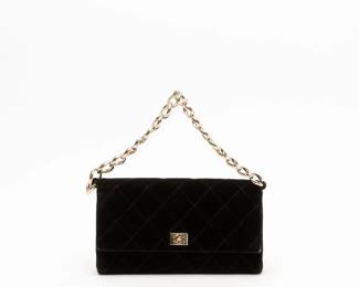 090 Chanel Vintage CC Velour Chain Bag