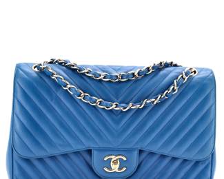 041 Chanel Classic Jumbo Double Flap Bag