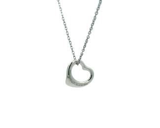201 Tiffany Co. Heart Motif 925 Sterling Silver Necklace