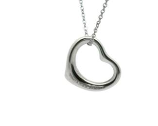 147 Tiffany Co. Open Heart 925 Sterling Silver Pendant Necklace