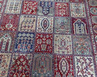Wool area rug