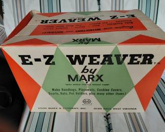 E-Z weaver loom