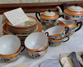 Chikamamachi Japanese lusterware tea set