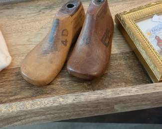 Antique cobbler shoe molds