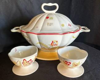 Waterford China Great Room Formosa Soup Tureen with Two Formosa Bowls