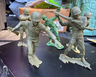 Louis Marx Army Men