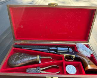 Naval Arms 1974 cap and ball complete 