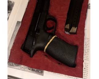S&W .9mm m&p