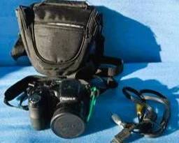 Lot #84 - Fujifilm FinePix S1800 Digital Camera with Bag & Cables