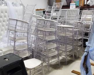 100 event chairs