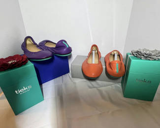 Lot 77: Tieks by Gavrieli Ballet Flats in Purple and Orange