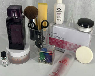 Lot 24: Mixed Beauty and Cosmetic Products Bundle