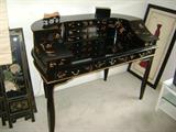BEAUTIFUL ASIAN CHINOISERIE DESK WITH GLASS TOP