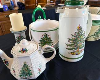 Spode Christmas Tree dishware set