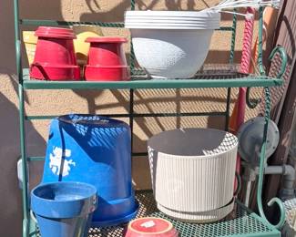Bakers/garden rack, pots