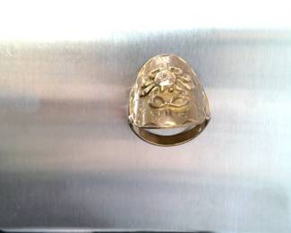 Libra ring 14k ***Be advised, there will be absolutely no Gold or Silver on display or on the property until the weekend of the sale***