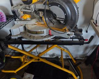 Miter Sawchop saw just like new