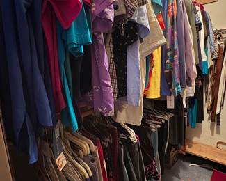 Retro and vintage women’s clothing