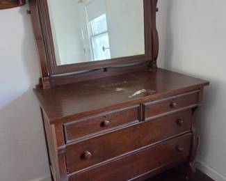 Antique dresser set
