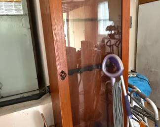 Traditional Oak Gun Cabinet