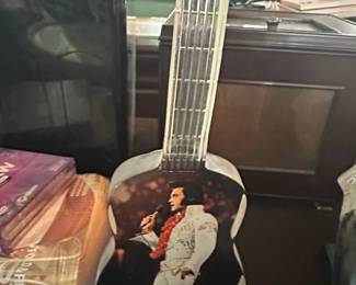 Bradford Exchange Elvis Presley Aloha from Hawaii Crystal Guitar