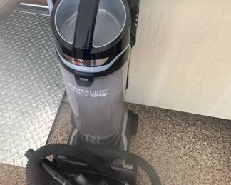 Hoover MAXLife PowerDrive Swivel XL Pet Upright Vacuum
