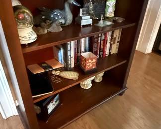 Traditional Stained Hardwood ThreeShelf Bookcase