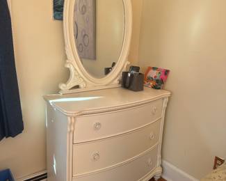 EstateSalesByOlga in Westfield NJ