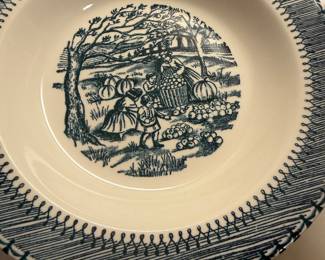 Vintage style fall themed bowls 6 available $5