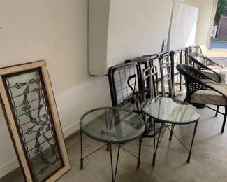 Stain glass transom, tables, twin adjustable beds, mattresses