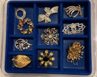 Jewelry, Brooches