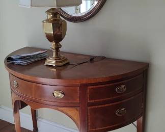 Entry hall 1/2 circle table w brass hardware