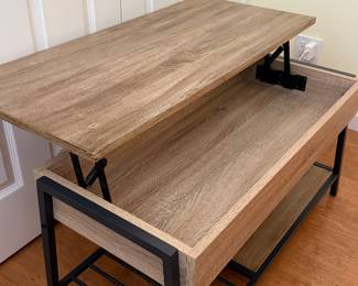 LIVING SPACES PC