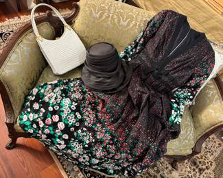 Fabulous finds, unique looks! 