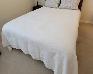 Queen bed & nightstand