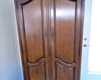 Armoire