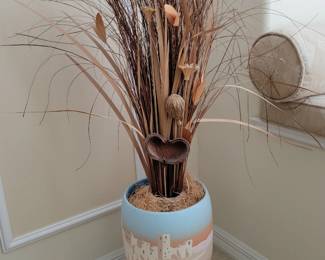 Southwestern design pot & stand