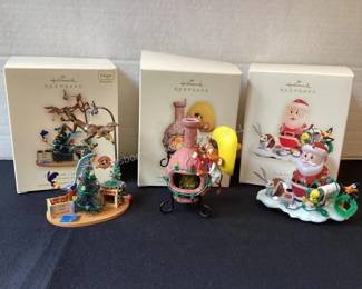 Hallmark Looney Tunes ornaments