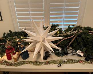 Corn husk 3 wisemen, Star light, garlands, rolling Christmas Tree Stand